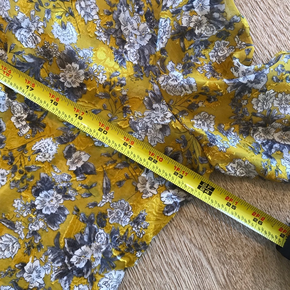 NWOT Zara Ruffle Trim Silky Yellow Gray Floral Pattern Button Floral Blouse Top - Picture 11 of 14